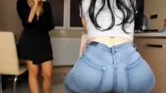 Round Butt In Jeans
