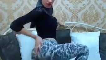 Arab Girl Twerking And Da