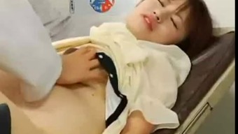 Pregnant Japanese Getting Fucked By The Doctor In 9th Month