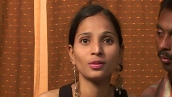 Indian Sex Couple-Meenakshi & Naveen (720p)