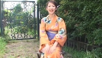 Rina Himekawa In Kimono