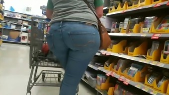 Pawg Jeans Huggin That Ass