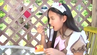 Japanese Juniou Idol Ami Eating Jelly