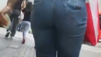 Phat Ass Butt Walking