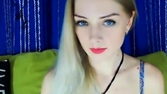 Stunning Blonde Babe In Stockings Masturbates Her Pink Pussy