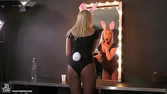 Lovely Easter Bunny - Lindsey Olsen
