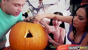 Tia Cyrus Halloween Hot Porn Video
