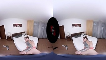 Foxy Sanie In Father'S Day Surprise - Virtualrealporn