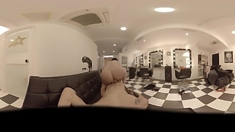 Maria Bose In Special Hairdresser: New Blowjob Treatment - Virtualporn360
