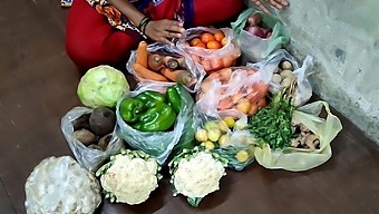 Indian Girl Selling Vegetables Hard Fucking In The Public Pl