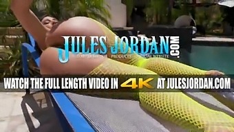 Julesjordan.Com - Big Booty Heavyweight Abella Danger Takes An Outdoor Anal Blasting