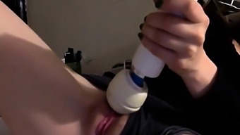 She Vibrates Her Pussy To Orgasm