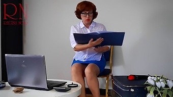 Secretary Velma Dinkley. Enchanted Velma. Scooby Doo. Part 1