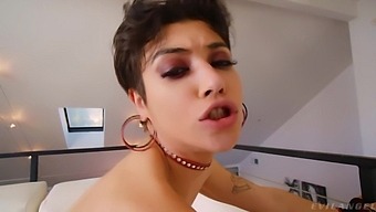 Having Given Deepthroat Bj Short Haired Babe Is Anal Fucked Hard