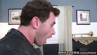 Brazzers - Mommy Got Boobs - Ava Addams Rikki Six And James Deen -  Two Hungry Mouths On His Dick