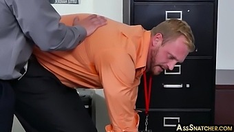 Office Hunk Fucked Bareback By His Boss After A Blowjob Session