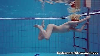 Milana Video - Underwatershow