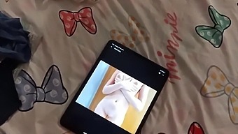 Girl Caught Stepdad Jerking On Her Pics And Sucked His Dick Well