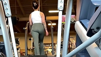 Latina Babe'S Big Booty Gets A Close-Up On Hidden Camera