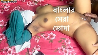 Natural Beauty Of Bangladeshi Pussy Gets Filled With Cum