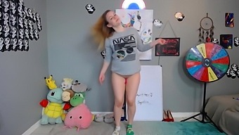 Redhead Solo Performance On Webcam
