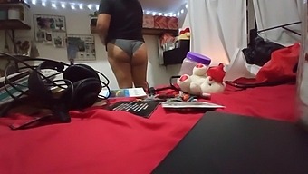 Cuckold Husband Watches His College Teacher Masturbate