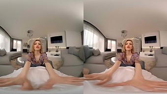 Polish Girl Jayla Gives A Spectacular Blowjob In This Only3xvr Video