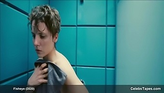 Julia Kijowska In Public Shower