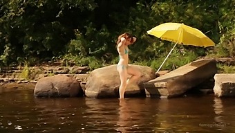 Hd Video Of A Stunning Redhead In The Great Outdoors