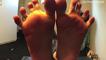 Solo Feet: A Smelly Feet Fetish