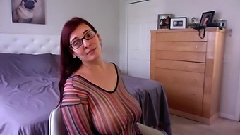 Amateur Milf Shows Off Big Natural Tits On Webcam