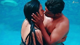 Beautiful Indian Girl Gets Naughty In The Swimming Pool