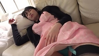 Itazura'S Big Breasts And Cancer Play In High Definition