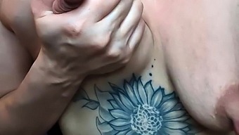 Amateur Luxury Fetishes: Nipple And Squirting Webcam Show
